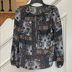 Caramela size small shirt. In great condition